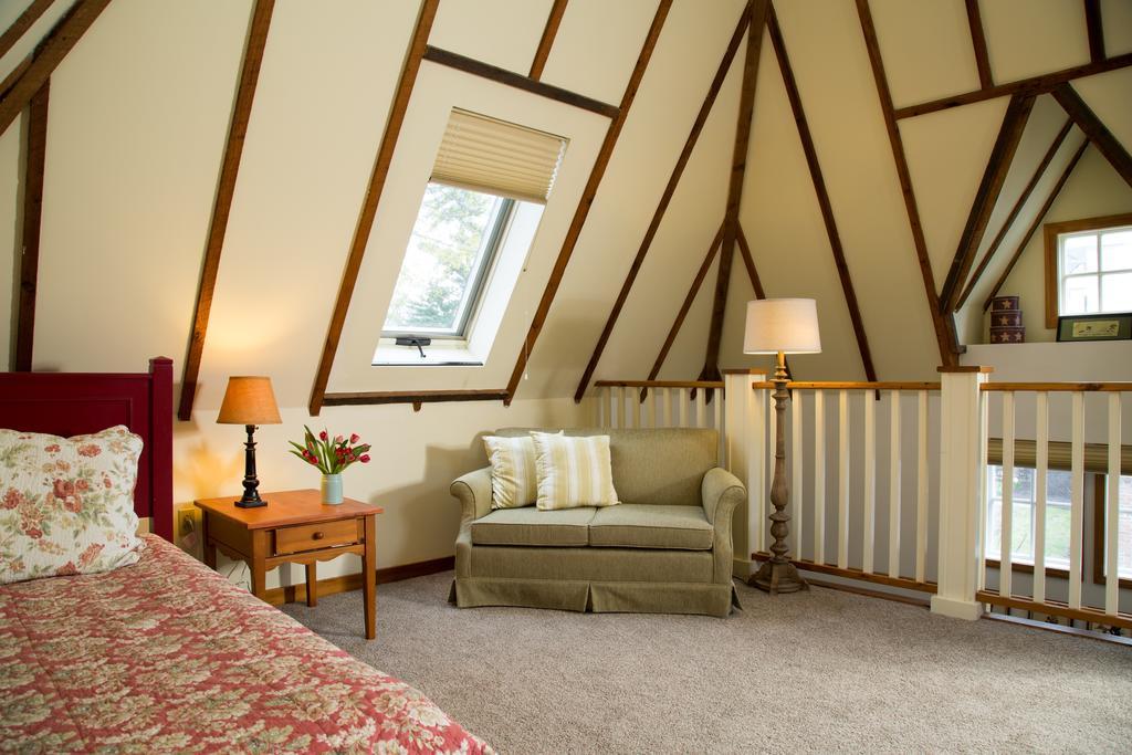 Four Chimneys Inn Беннінґтон Екстер'єр фото
