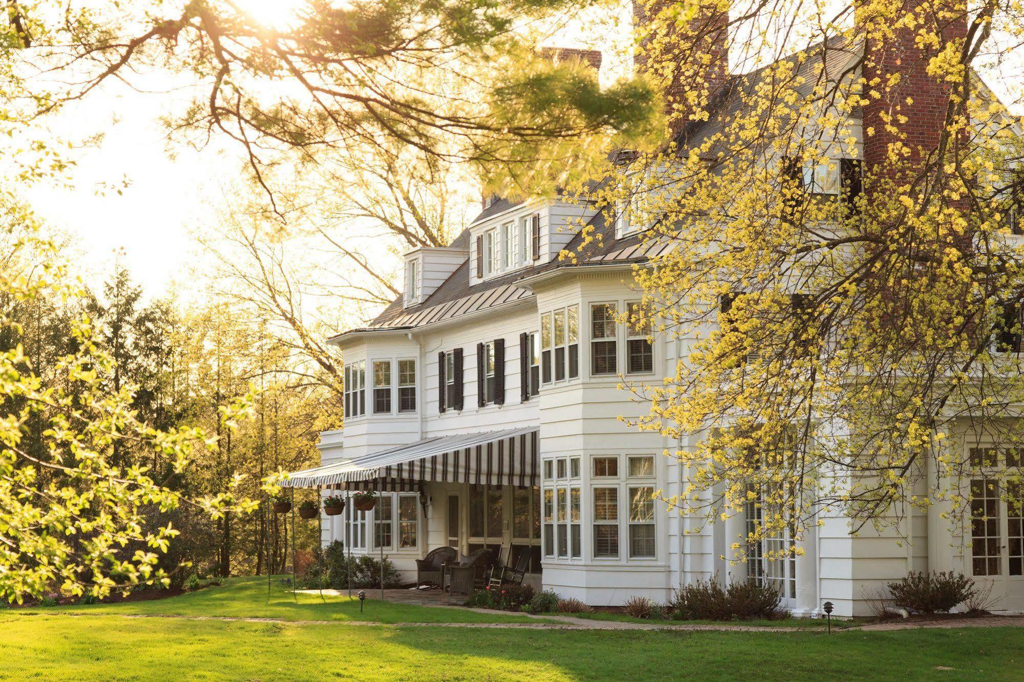 Four Chimneys Inn Беннінґтон Екстер'єр фото
